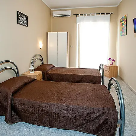 Alfio's Guest house *